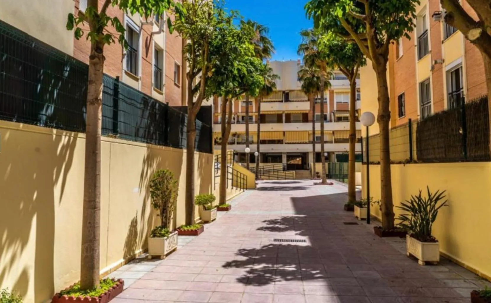 דירה La Cala Del Moral Bonito Apartamento Con Jardin